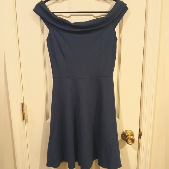 Lulus Off Shoulder Skater Dress Size Small - Picture 2 of 12